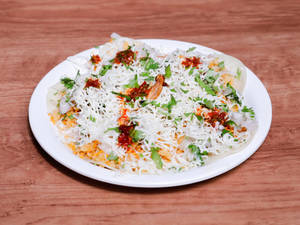 Schezwan Crunchy Cheese Aloo Poori 