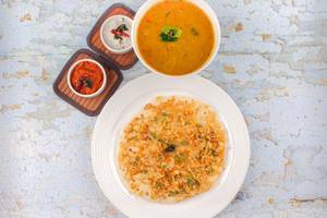 Cheese Onion Uttapam