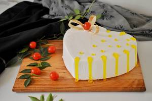 Heart Shape Pineapple Cake