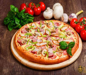 Turkish Onion Paneer Pizza