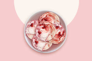Red Velvet Cheesecake Ice Cream [550 ML]