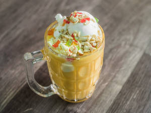 Mango Shake With Ice-cream