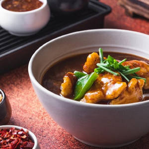 Fish In Chilli Plum Sauce (10 Pcs)