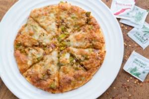 7" Cheese Onion, Capsicum Pizza 