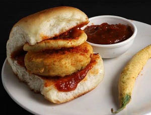 Schezwan Vadapav