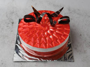 Classic  Cream Strawberry Cake (500 Gms)