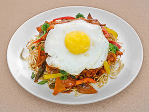 Chicken Schezwan Chop Suey