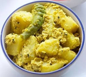 Aloo Posto