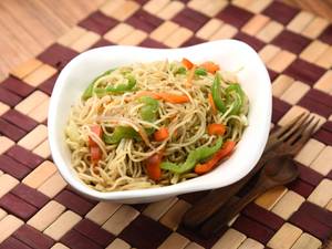 Veg Chow Mein