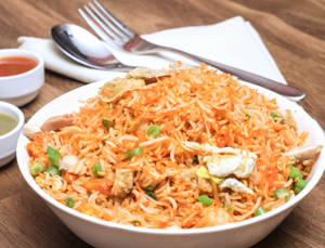 Schezwan Egg Rice (Spicy)