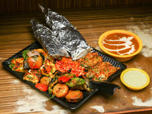 Tandoori Sampler Thali           