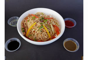 Veg Hakka Noodles [Ctj]