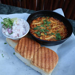 Misal Pav