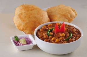 Chole Bhatoore