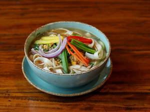 Veg Tibetian Thukpa