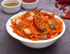 Schezwan Chicken Noodles