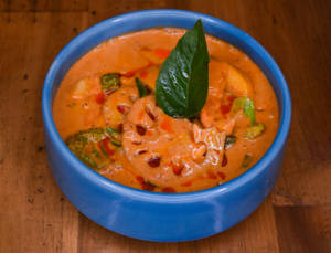 Lotus Root Thai Red Curry With Steam Rice