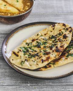 Garlic Naan(1 Piece)