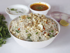 Kaju Paneer Fried Rice(750ml)
