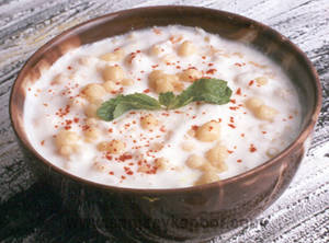 Boondi Raita