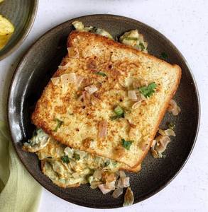Special Omelette Masala With Bread