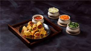 Veg. Spring Rolls (12pcs)