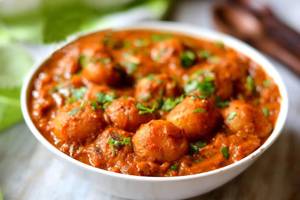 Dum Aloo Kashmiri