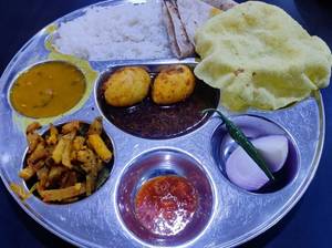 Egg Thali