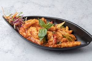 Hot Basil Chicken Thai Style Dry