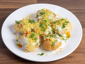 Dahi Ragda Puri