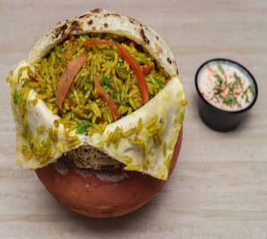 Hyderabadi Biryani With Raita