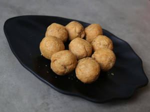 Dry Kachori [250 Gm]