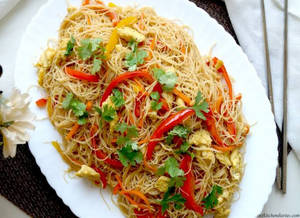 Egg Singapuri Noodles