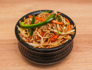 Veg Shanghai Chow mein