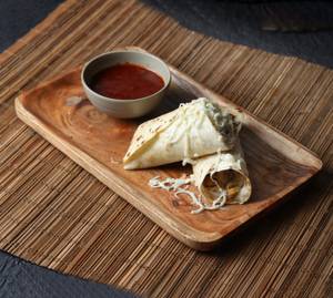 Chicken Cheese Frankie                                                                  