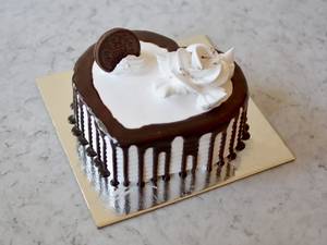 Heart Shape Orange Cake (eggless)