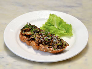 Thyme Scented Mushroom Posh Toast