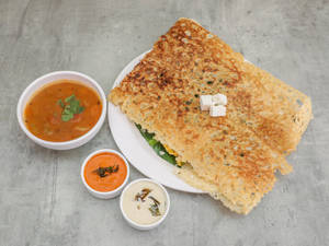 Rava Paneer Masala Dosa