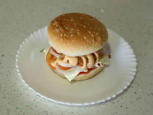 Burger with Pizza Dip