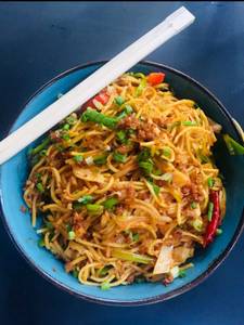 Veg Hakka Noodles