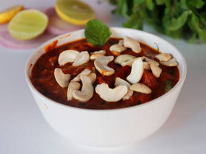 Kaju Tomato Curry