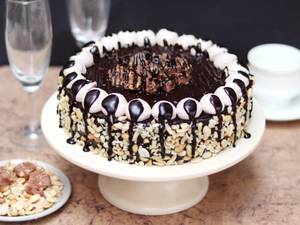 Eggless Snicker Nutty Cake