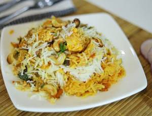 Veg paneer biryani [half]