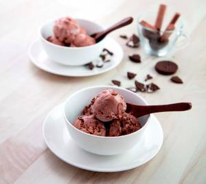 Star Chocolate Ice Cream