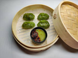 Basil Chicken Dumpling