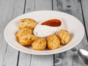 Veg Fried Momos (3Pcs)