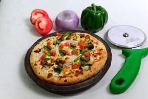 7" Regular Tandoori Pizza (4 Slices) 