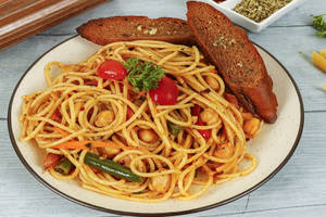 Beans & Legumes Veg -served With Spaghetti Pasta