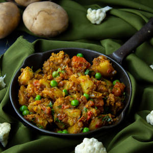 Aloo Gobhi Matar