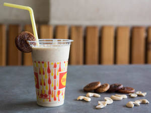 Kaju Anjeer Milkshake